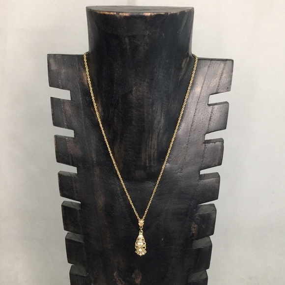 VINTAGE 1928 WOMEN’S NECKLACE - Picture 1 of 3